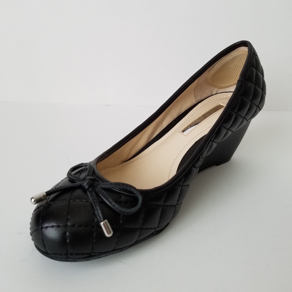 BCBGeneration Women's BG Truce Wedge Quilted Pump